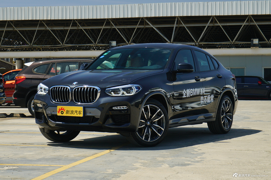 2019款宝马X4 2.0T自动xDrive25i M越野套装