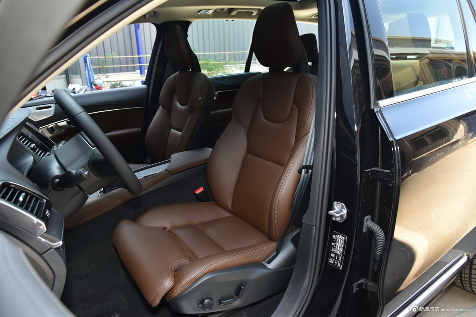 新款沃尔沃xc90上市 售价63.39-83.39万元