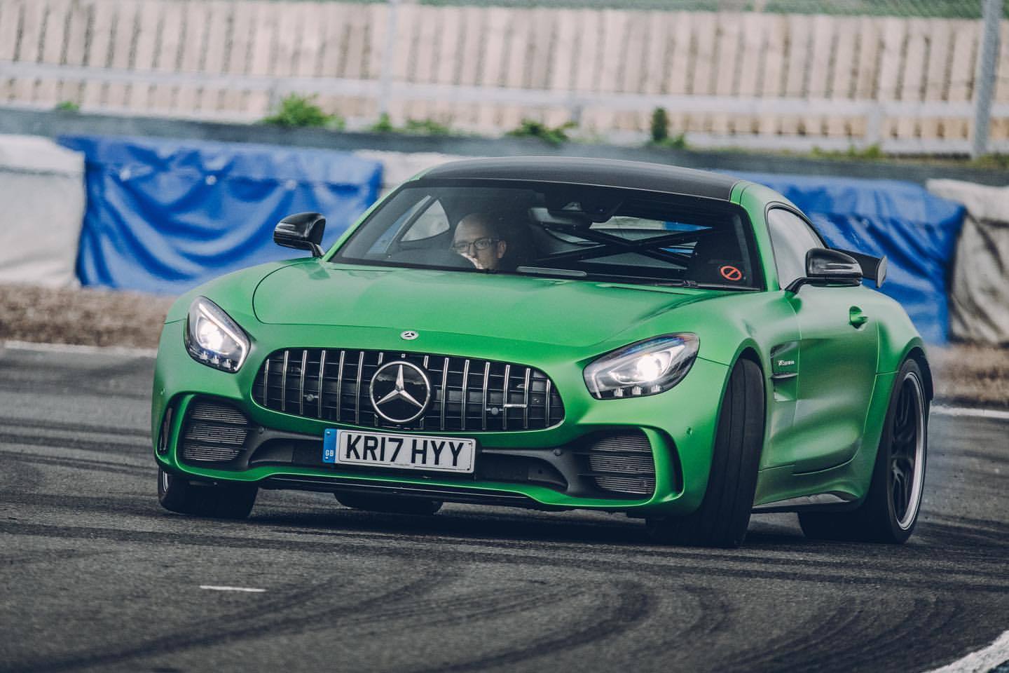 人生有了新的目标：AMG GT