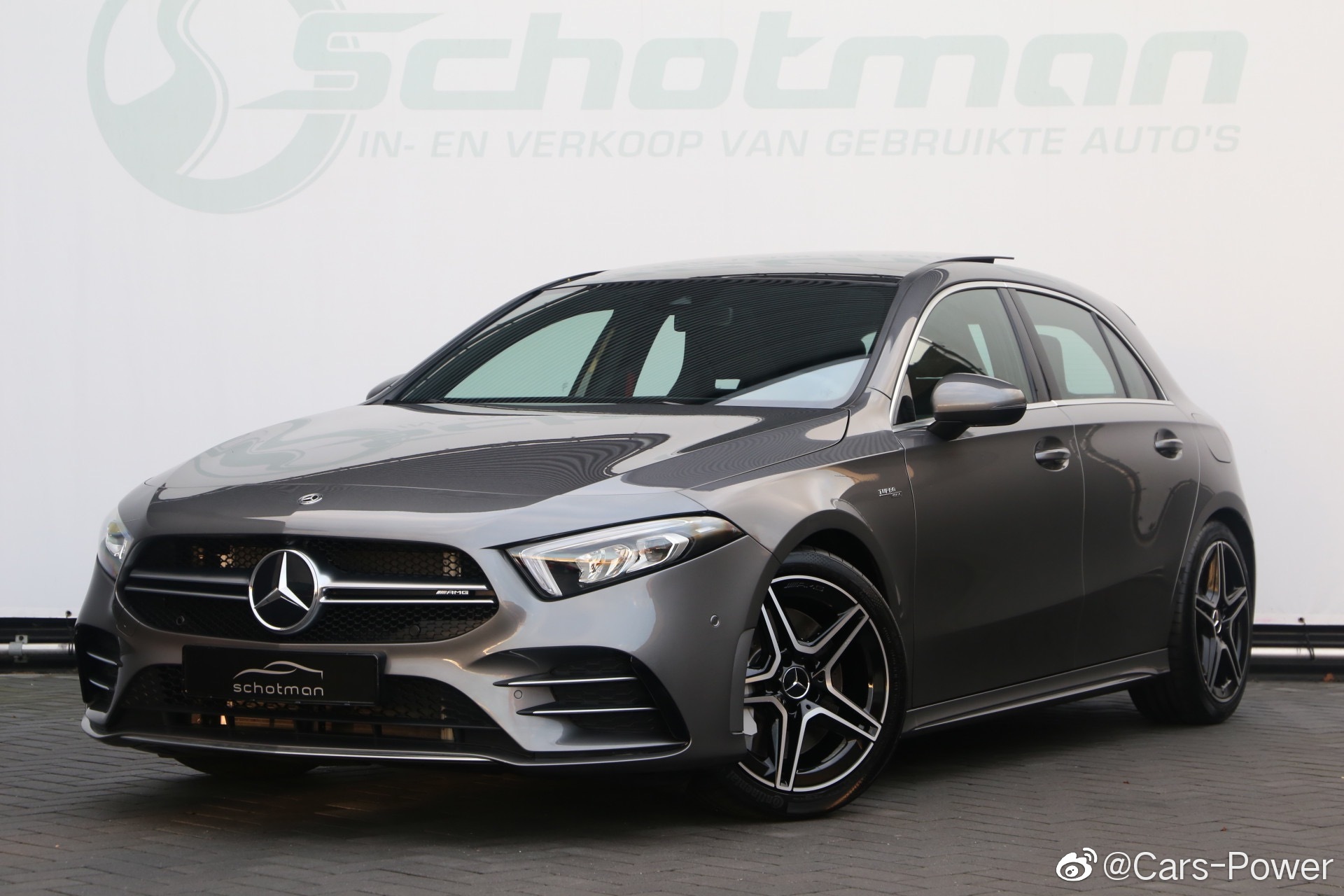 好多奔驰A Class 哪个颜色好看?