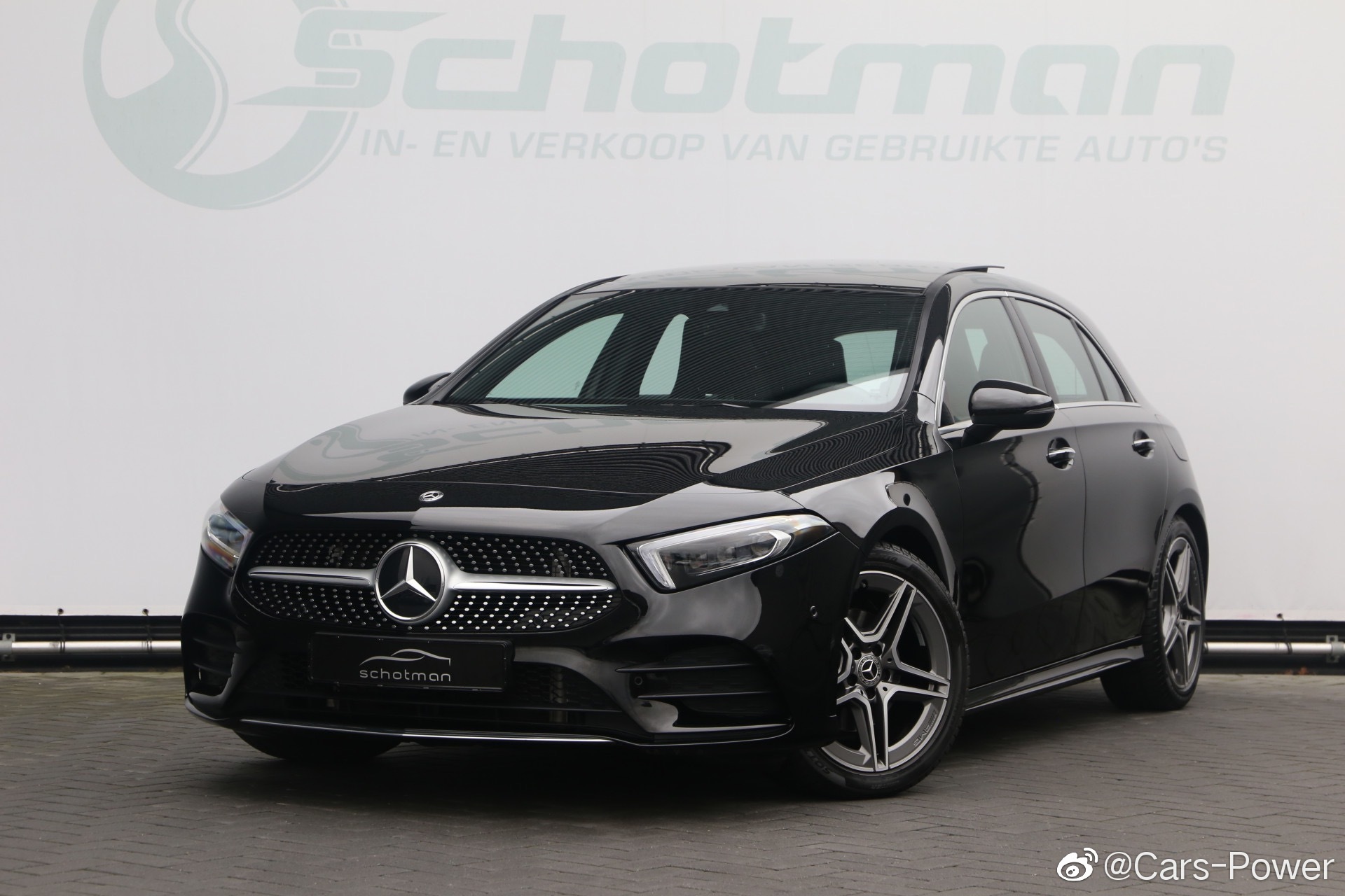 好多奔驰A Class 哪个颜色好看?