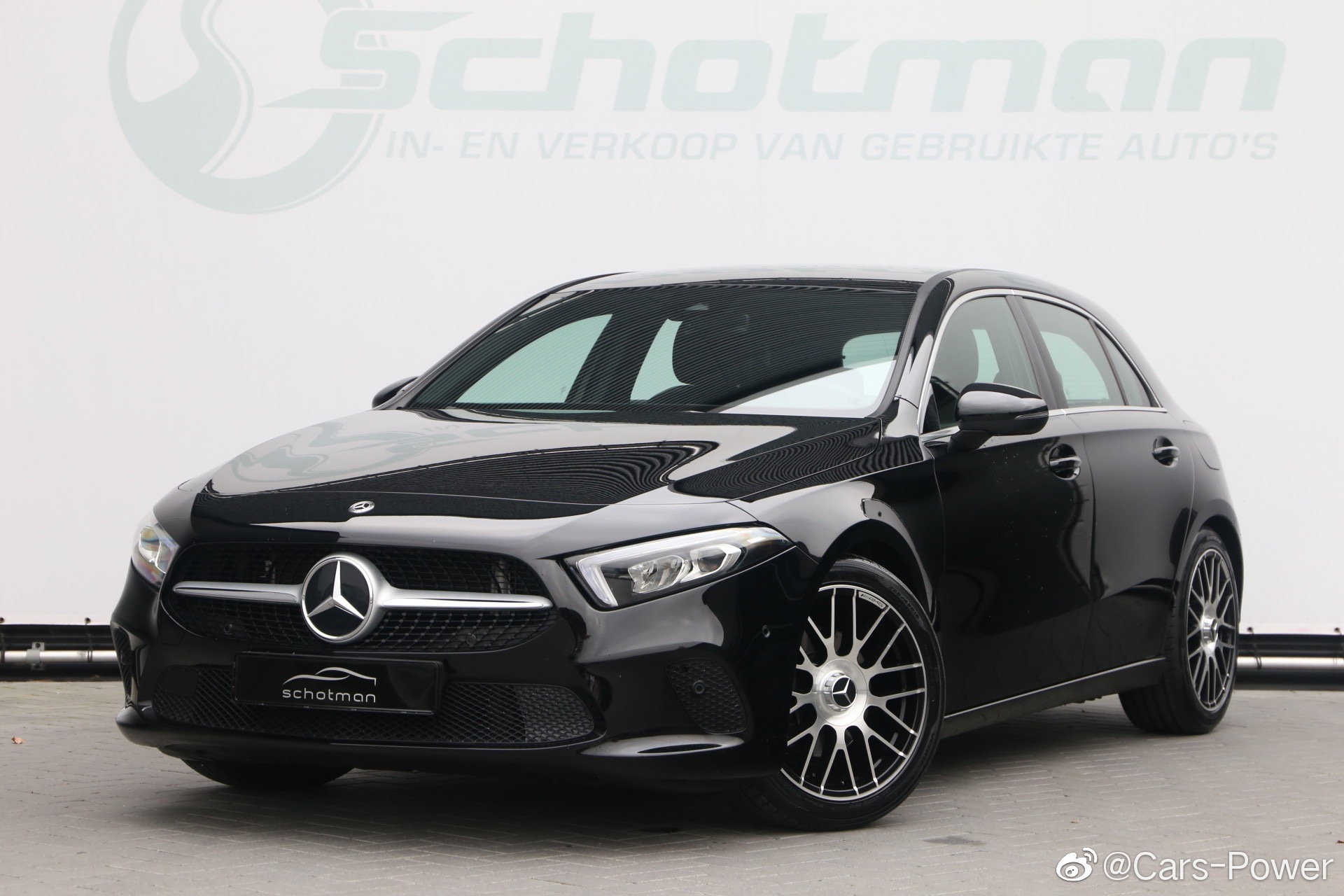 好多奔驰A Class 哪个颜色好看?