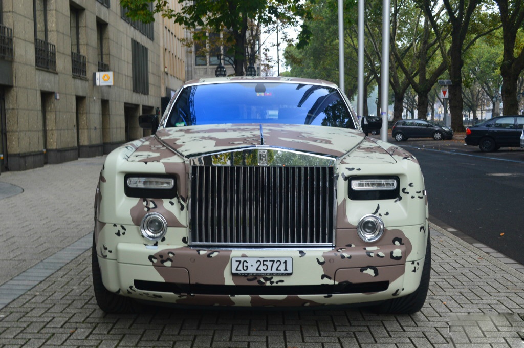 迷彩劳斯莱斯Rolls-Royce Phantom