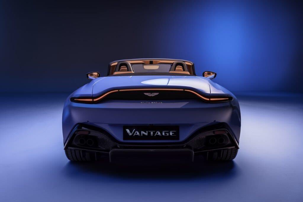 马丁新车 Vantage Roadster敞篷跑车，大家有想试一试的吗？