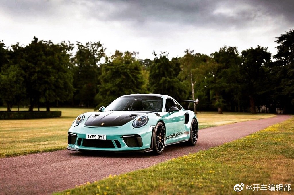保时捷gt3rs,保时捷GT2RS porsche gt3rs是夏天清清凉凉的薄荷绿!
