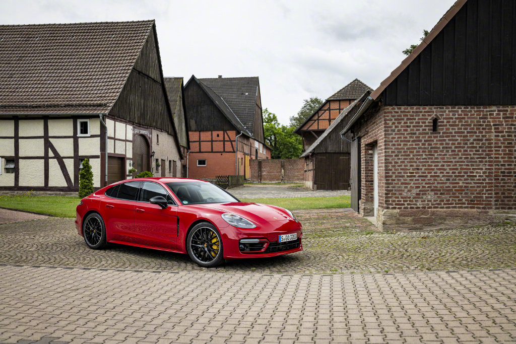 2021 Porsche Panamera GTS 既漂亮又运动，诱惑力满分！