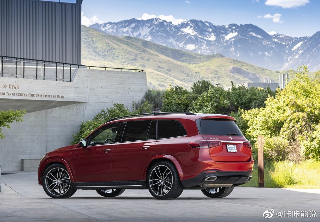 奔驰GLS 2020款 GLS 580 4MATIC 奔驰 红红火火的颜色