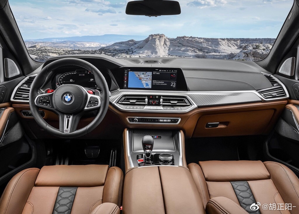 626马力BMW X5M雷霆版,零百3.8秒,喜欢哪个颜色的?