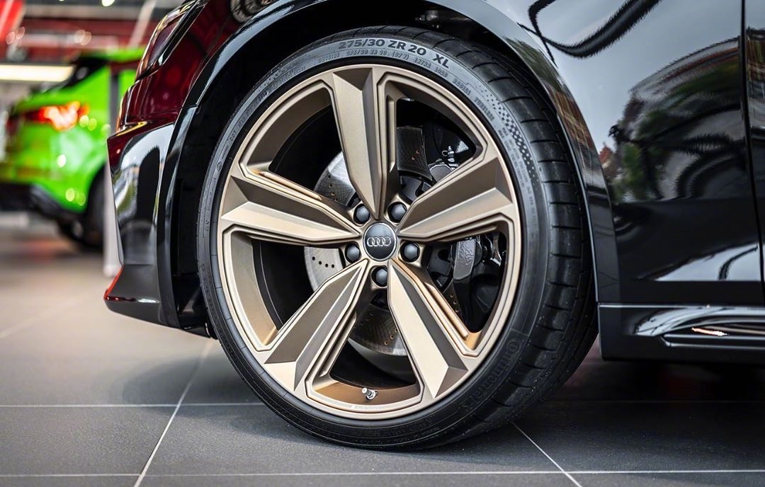 速度与激情的代表者:奥迪RS4