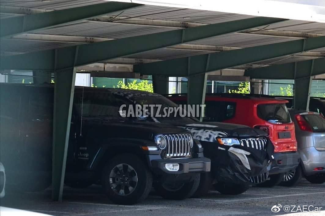 海外媒体截获全新一代Jeep大切诺基现身意大利测试！