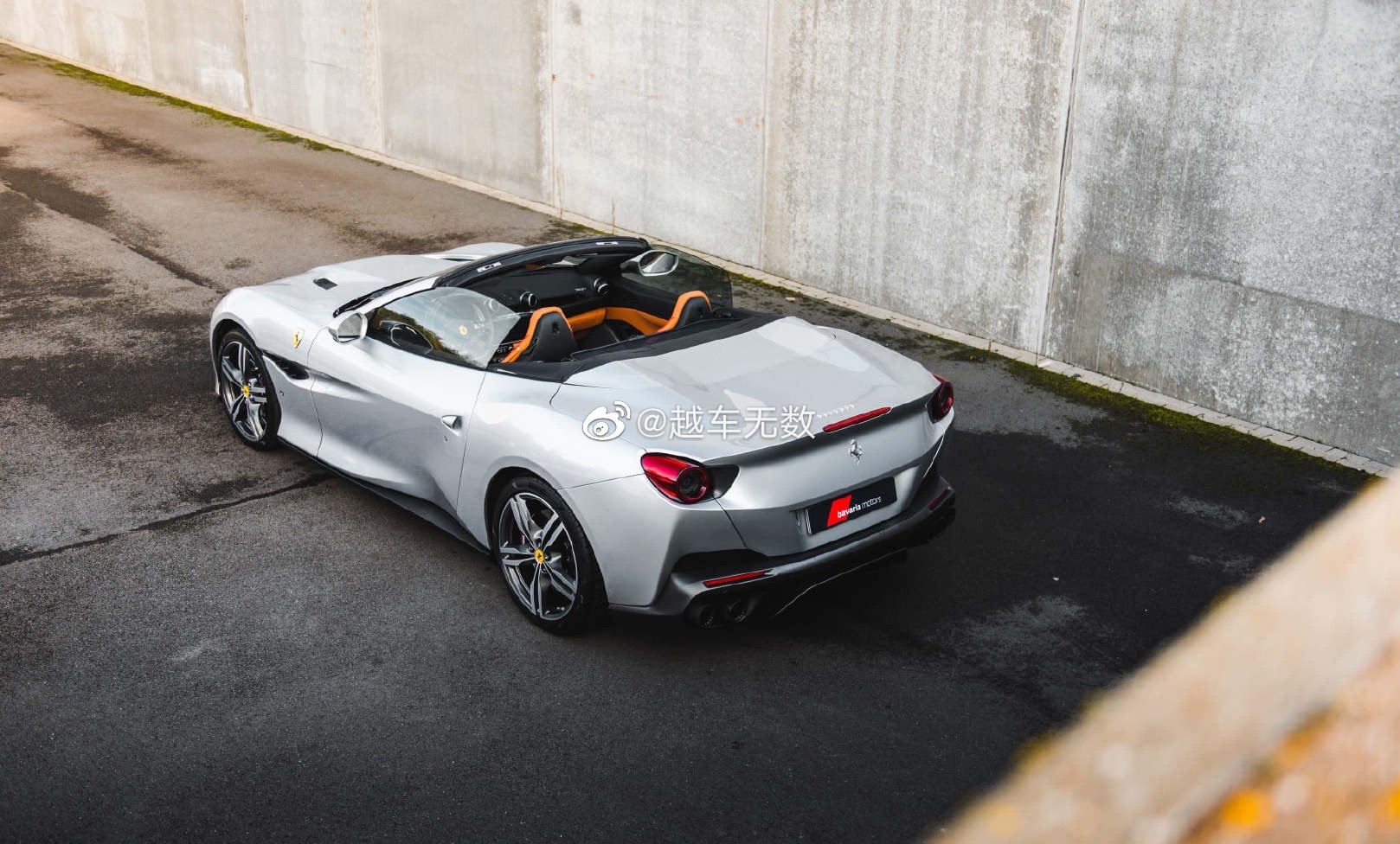 Ferrari Portofino，V8硬顶敞篷法拉利 这后排能坐下谁？