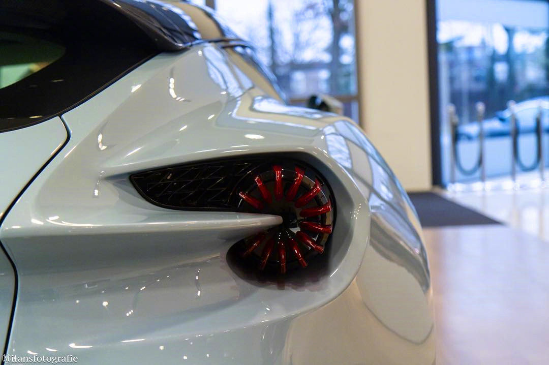 阿斯顿马丁Vanquish Zagato Shooting Brake路试,限量99台