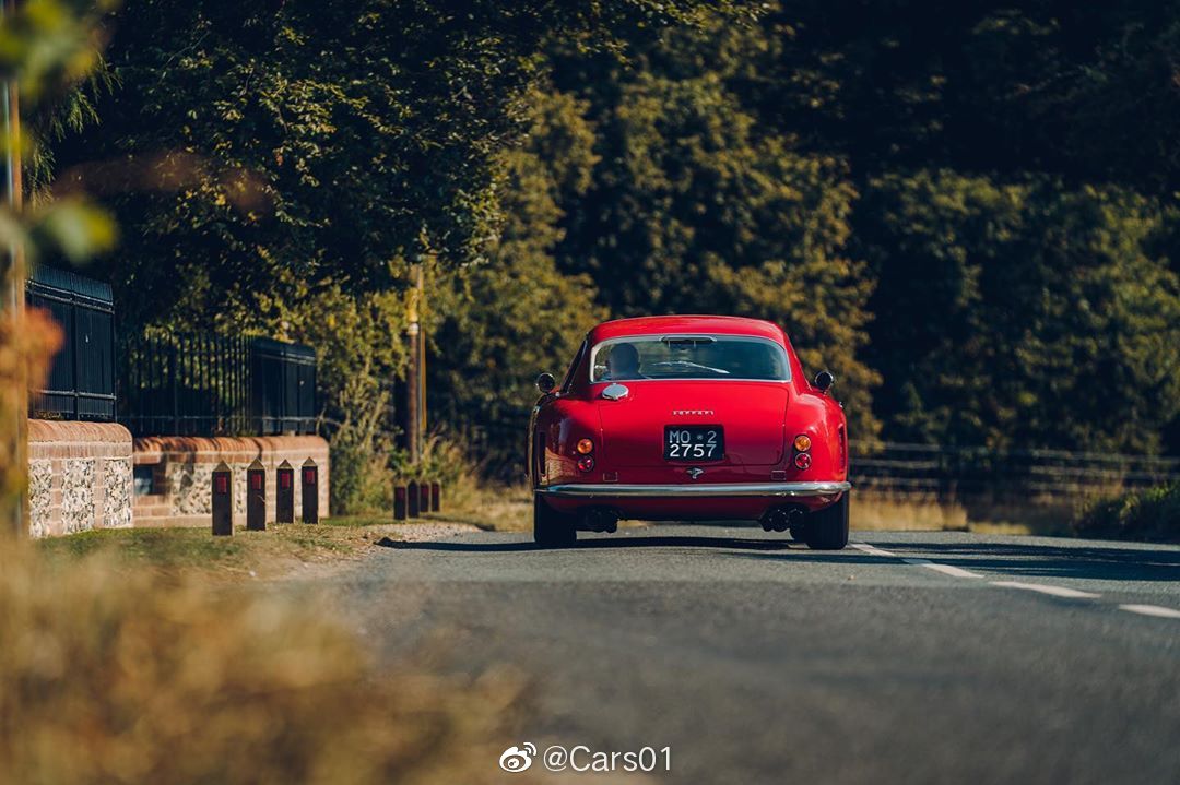 法拉利250 GT SWB GTO复刻版,售价100万美元起