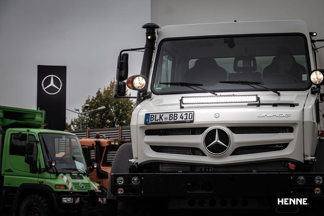 Mercedes- Benz unimog 千系 看起来像是应急救援车 2020.10.21