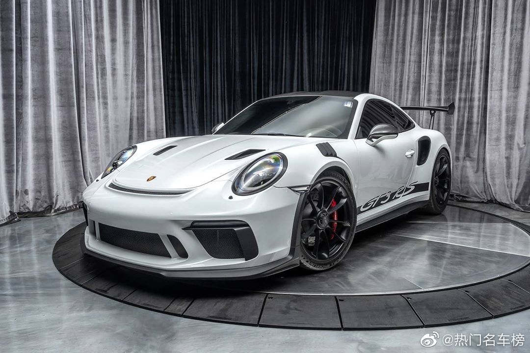 保时捷gt3rs高清壁纸,保时捷gt3rs壁纸 保时捷911gt3rsweissach轻量化包