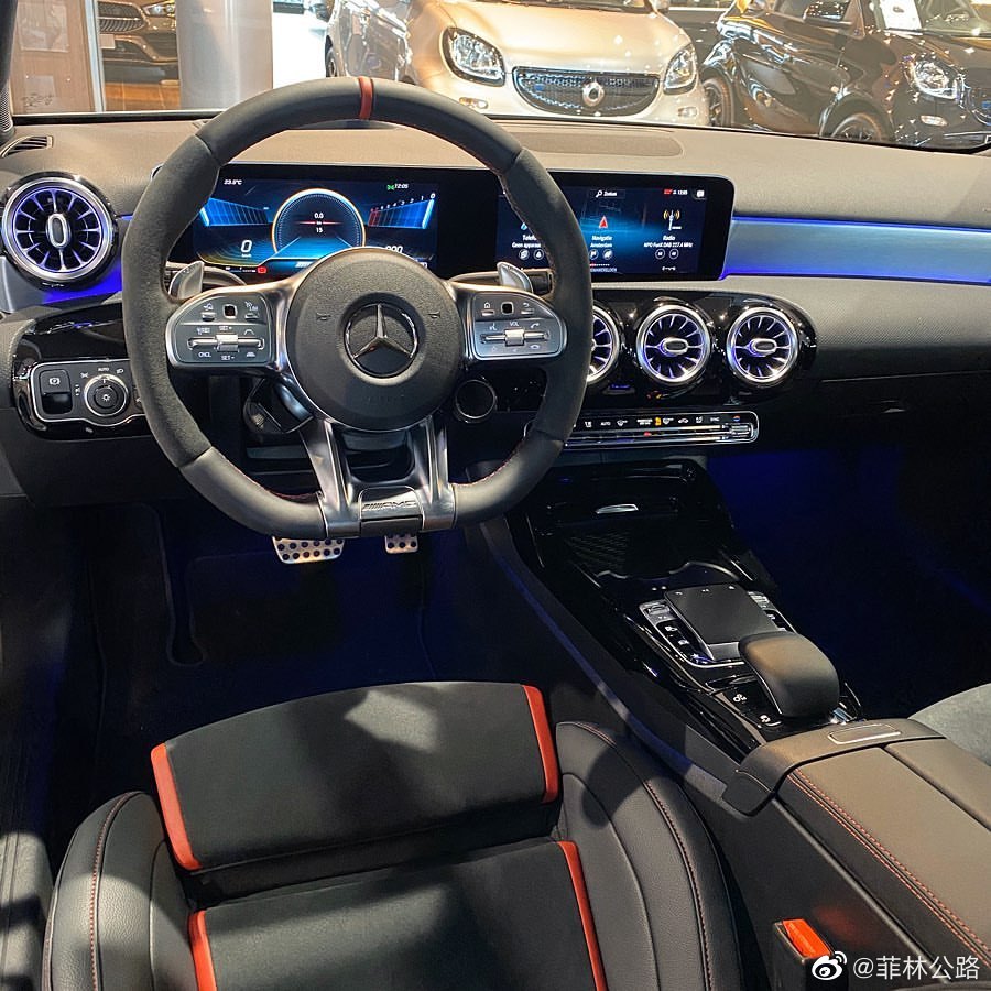 奔驰amg a45 s 4matic,是不是你梦想中的钢炮?