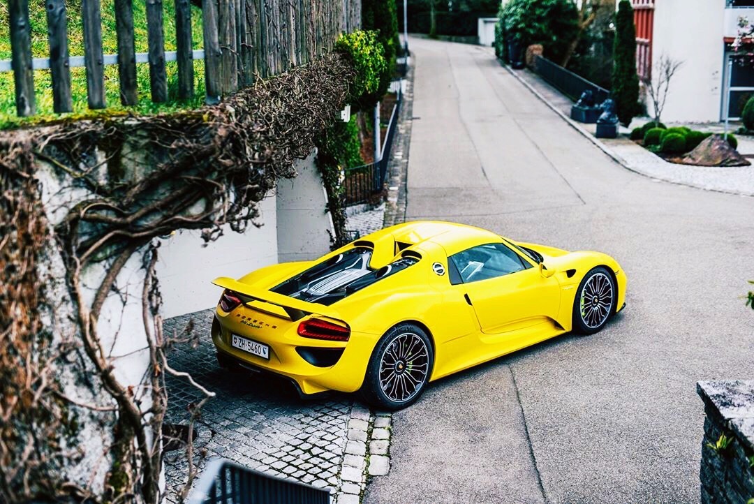 高清汽车美图蛙王出巡porsche918spyder