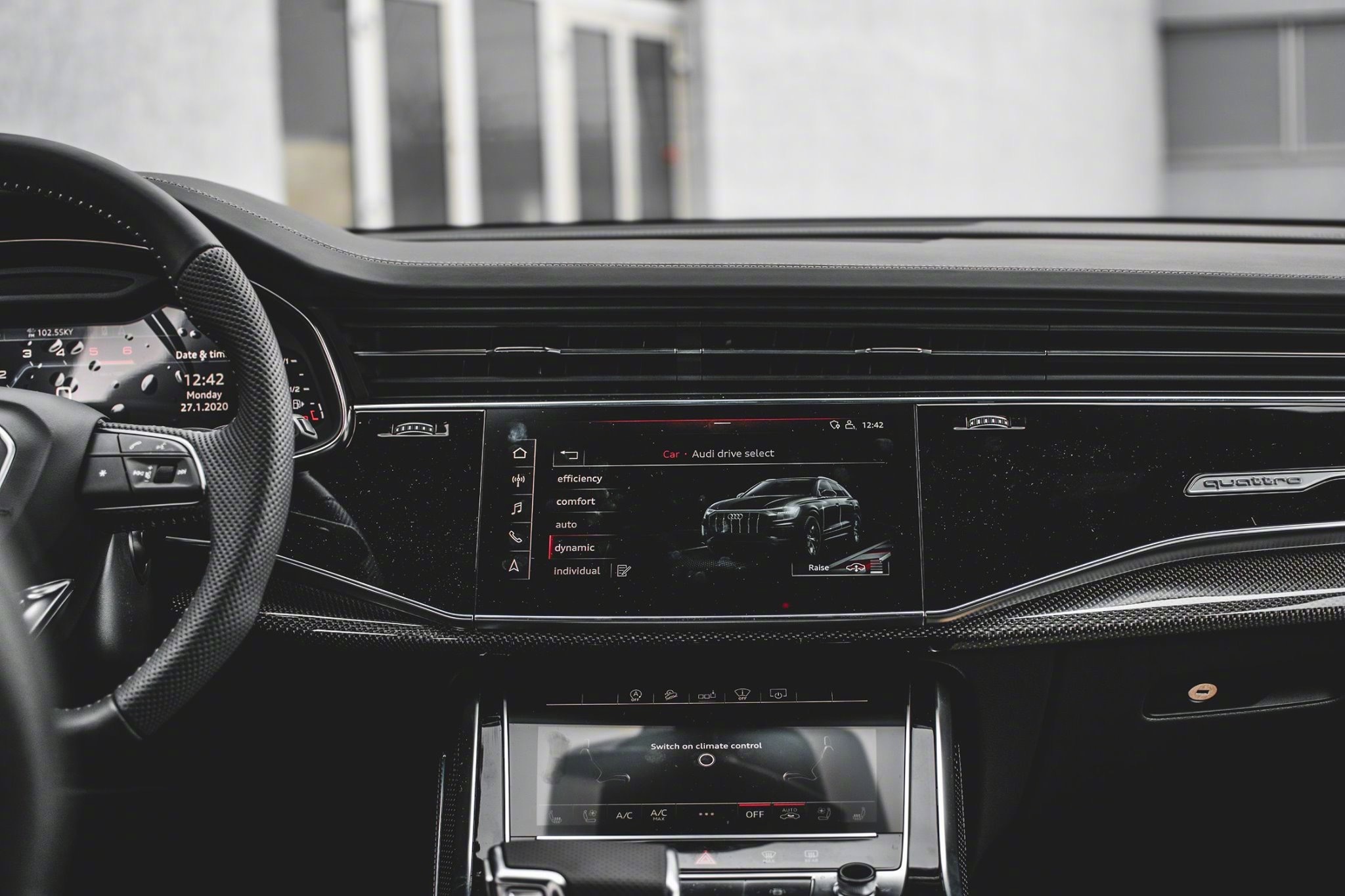 奥迪SQ8这套片子拍的质感真好啊!