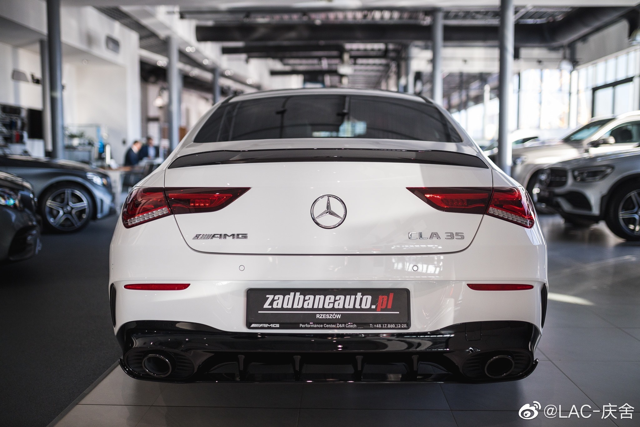 cla35 amg落地价,amg cla35 amg cla:战意十足的配色!