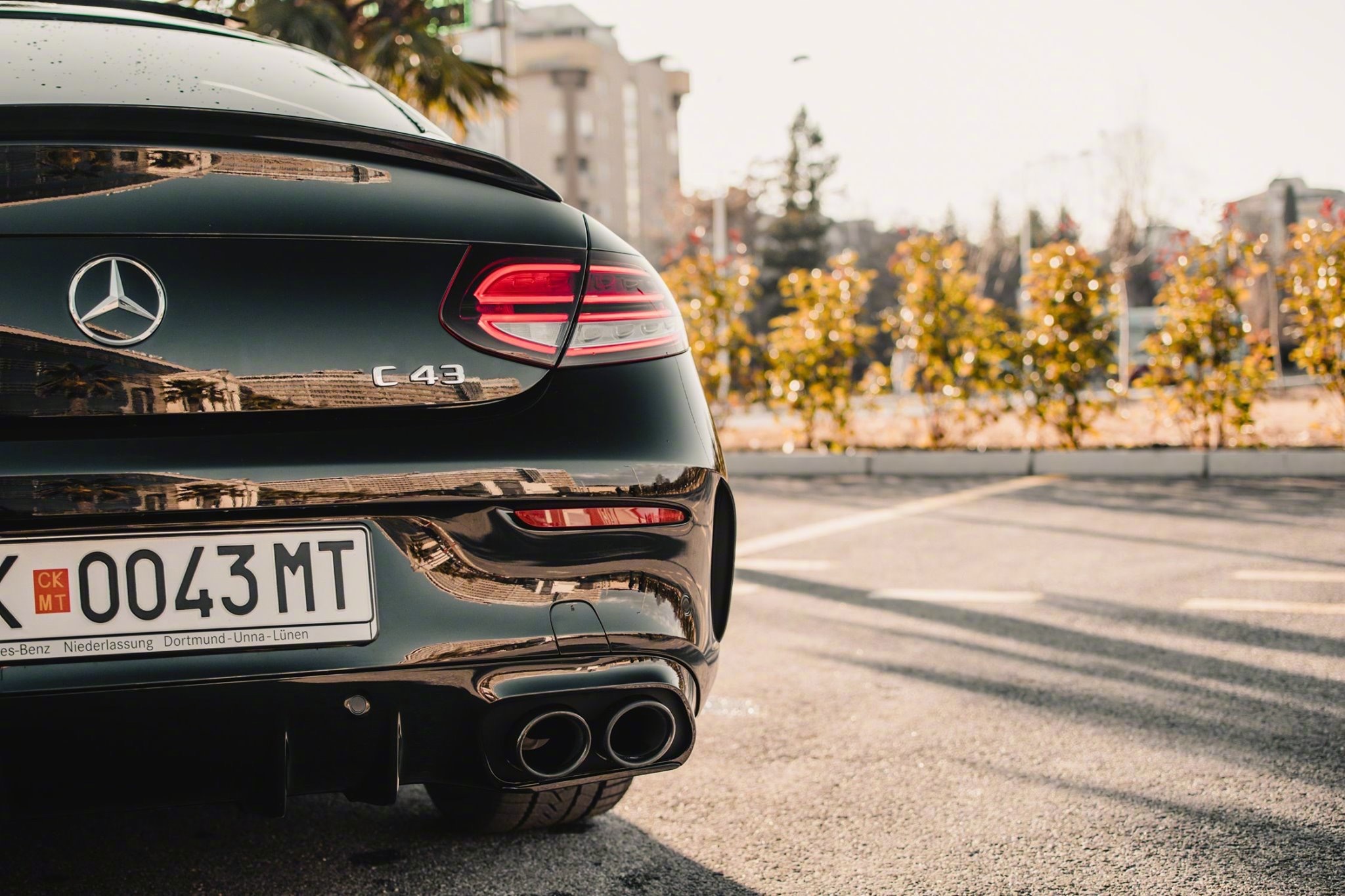 高清汽车美图:奔驰C43真的会有人选吗