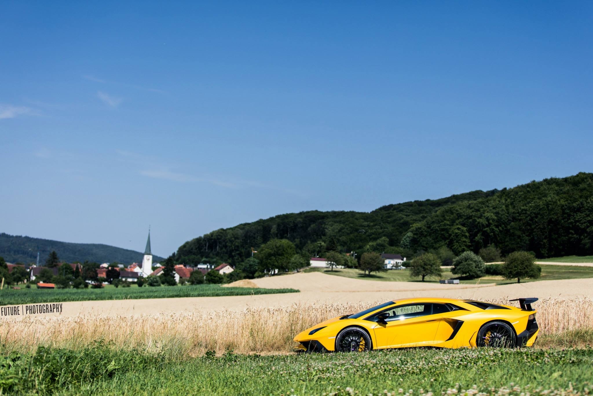 适合春游的兰博基尼Lamborghini Aventador LP 750-4 SV