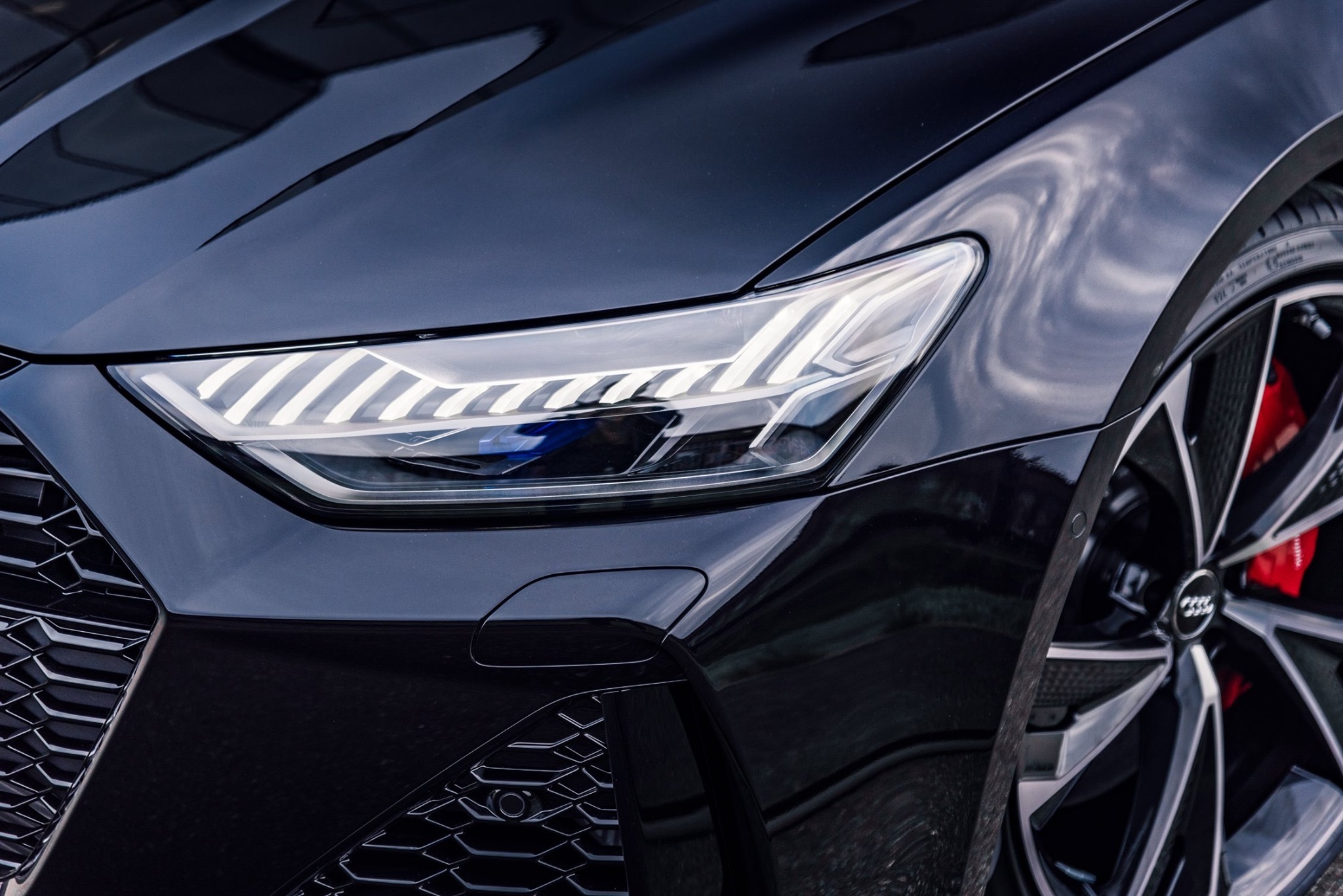 人生有了新的目标:奥迪RS6