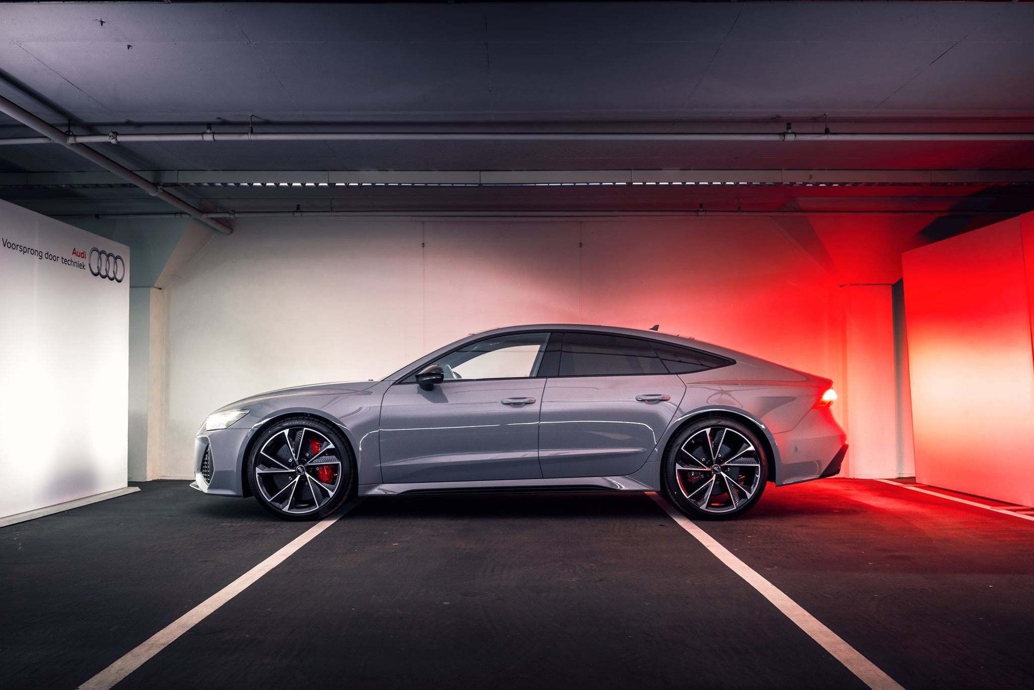 人生有了新的目标:奥迪RS6