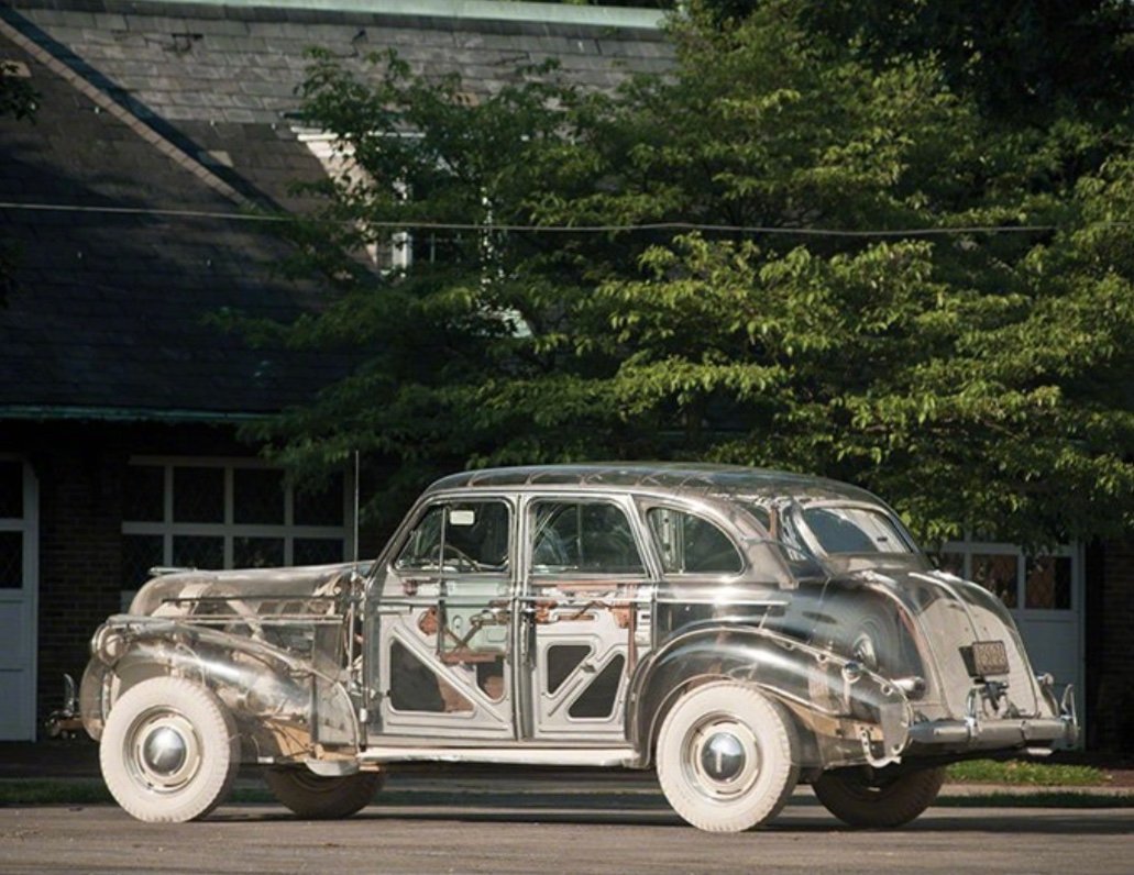 全世界第一辆全透明汽车 Pontiac Ghost 1939