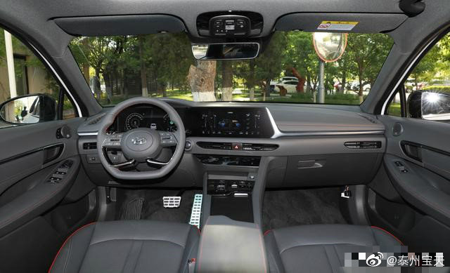 实拍北京现代第十代索纳塔 再次突破自己