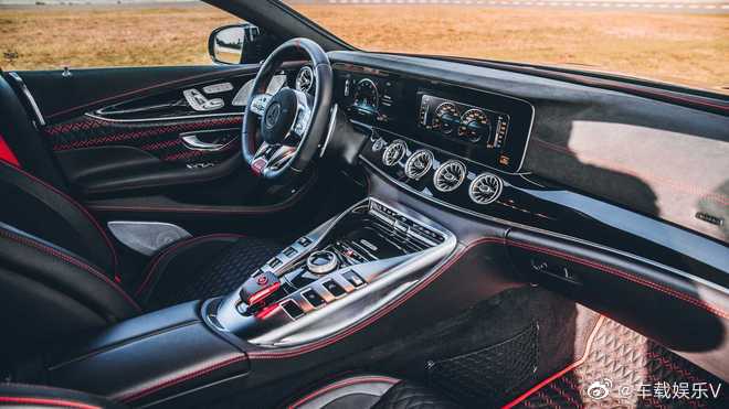 巴博斯Rocket 900,售435,800欧元,全球限10辆