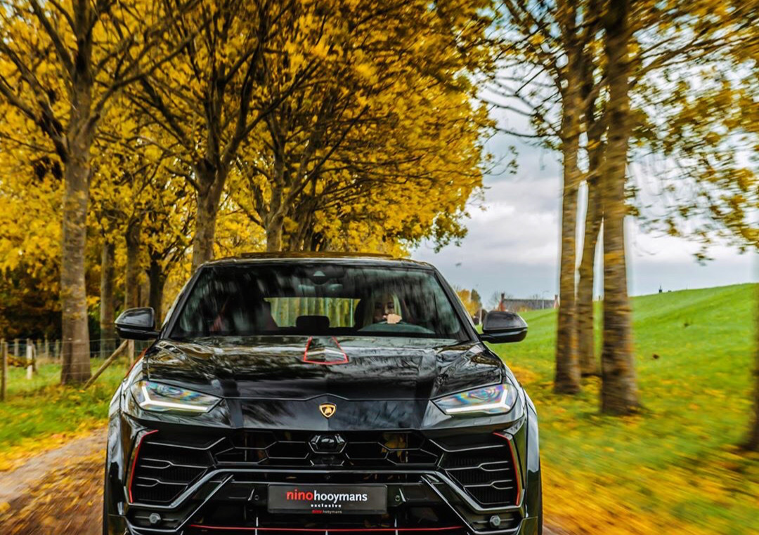 汽车美图：Lamborghini Urus,挺炸的