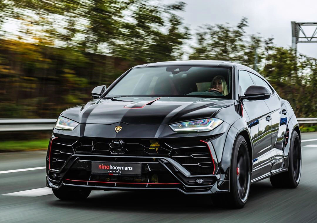 汽车美图：Lamborghini Urus,挺炸的