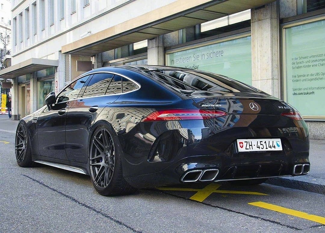 汽车美图赏析:新玩具奔驰GT63,性能范儿