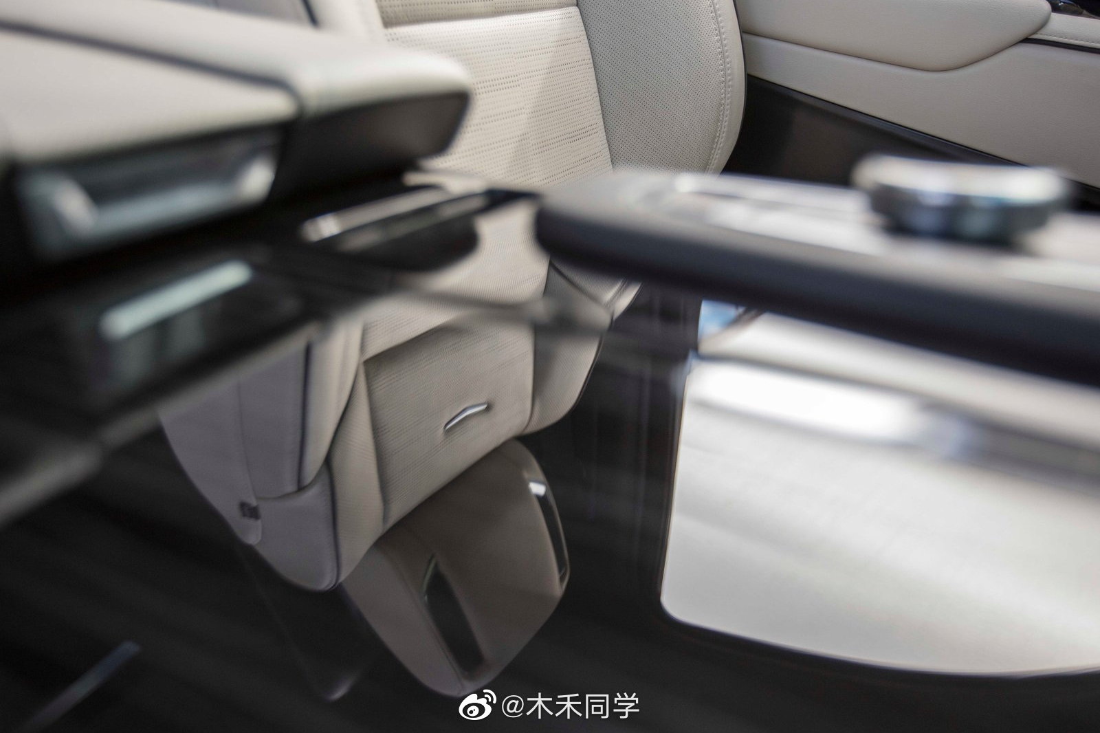 2021 凯迪拉克 Escalade（凯雷德）