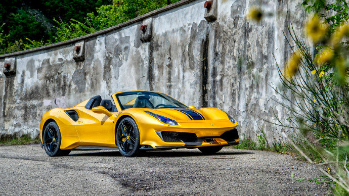 Ferrari 488 Pista Spider 这车是真心好看!