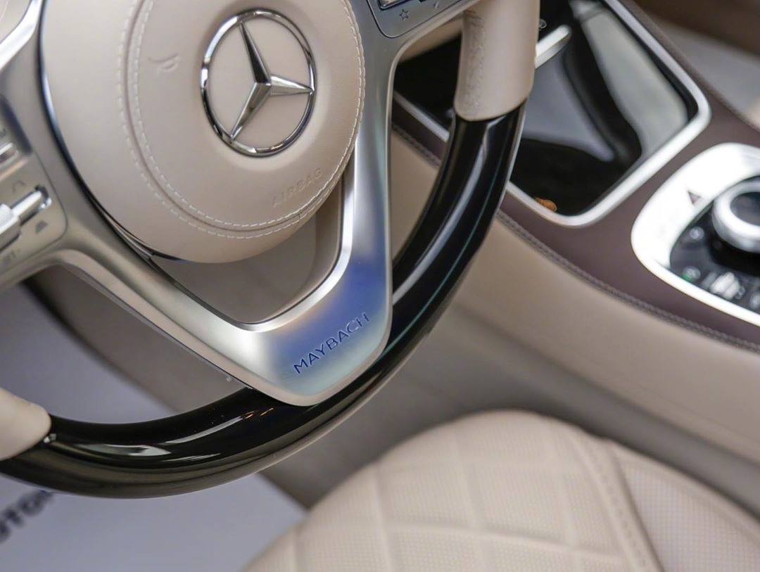 超级无敌迈巴赫,你是老板你会选迈巴赫吗?