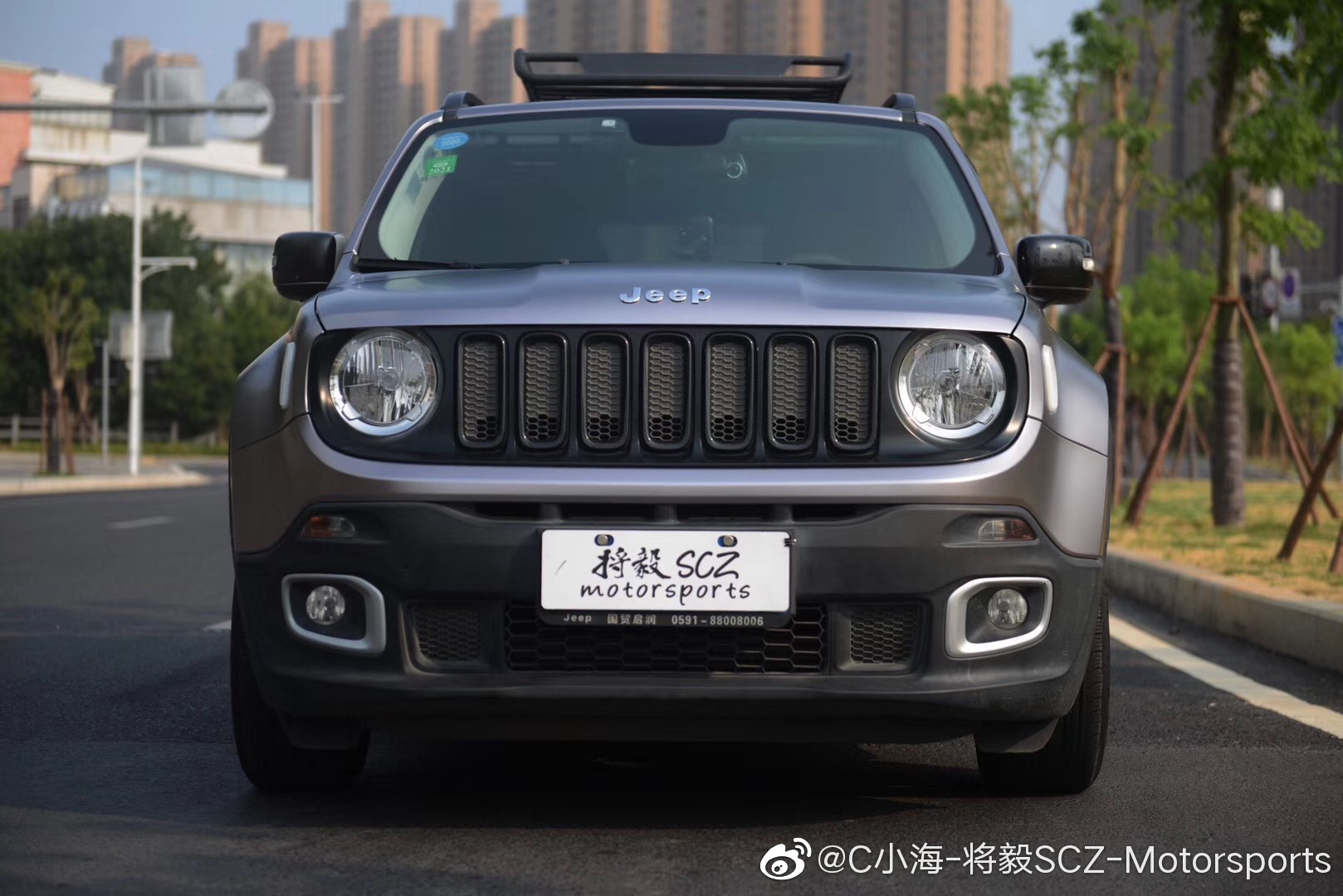 JEEP 自由侠  改色贴膜 战斗灰