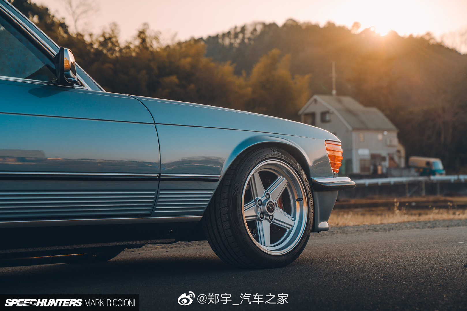 神机移植术 2JZ发动机装进了奔驰450SLC里