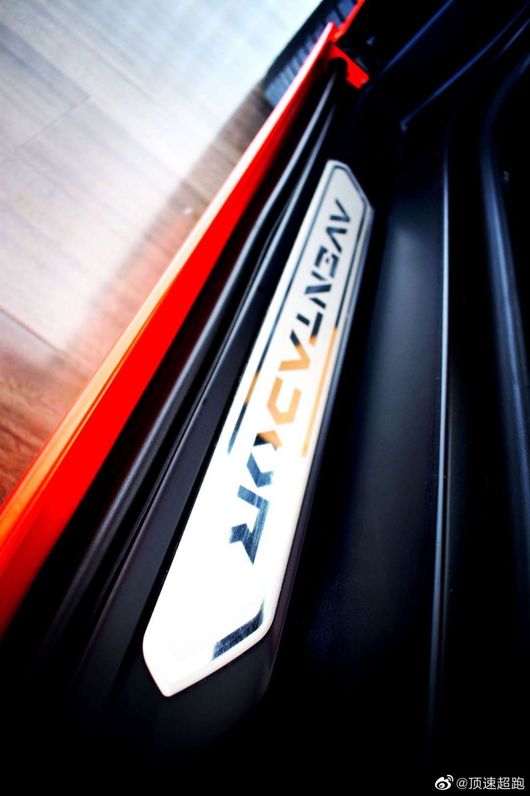 的代表座驾兰博基尼 热情洋溢,实干精神,坚持己见,爱憎分明。