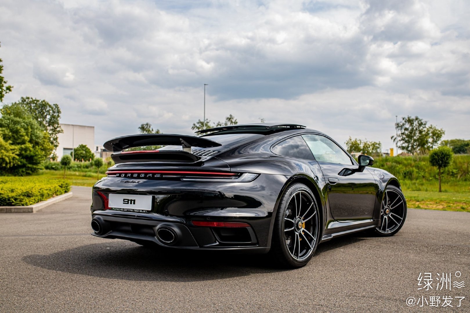 保时捷911 turbo s 2.7秒破百