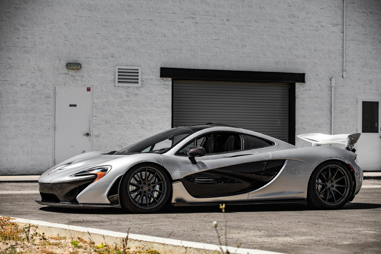 mclaren p1,个人感觉还是比senna更和谐