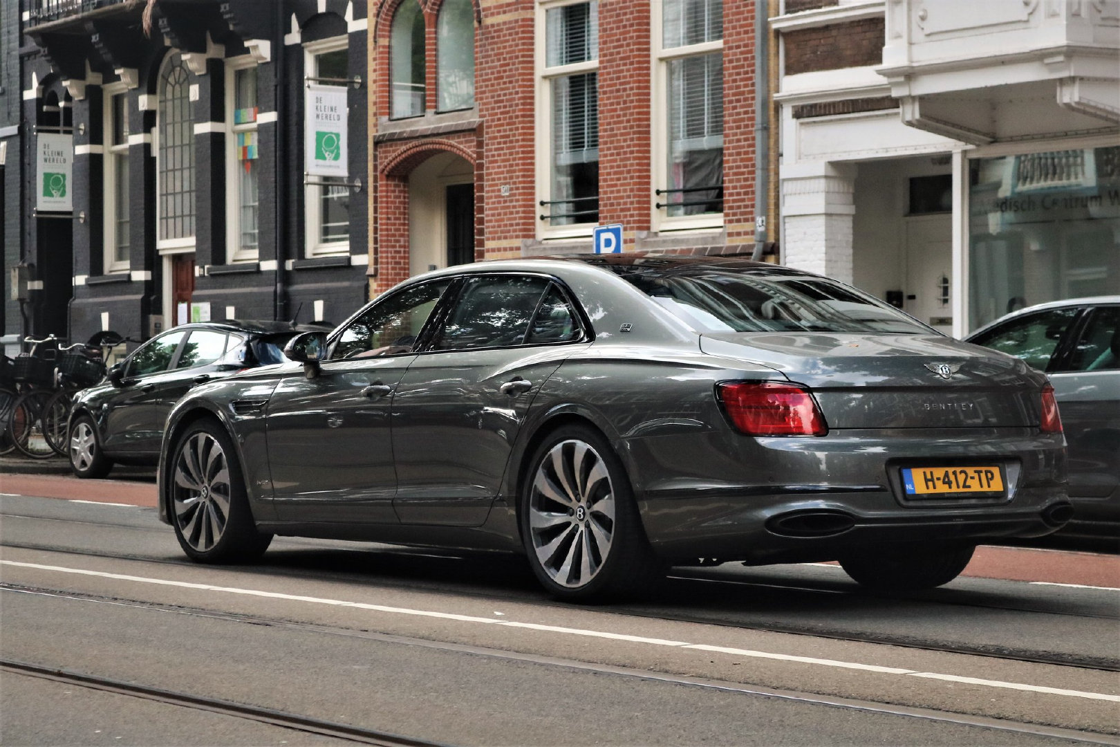 分享图片 荷兰，ALL-NEW Bentley Flying Spur