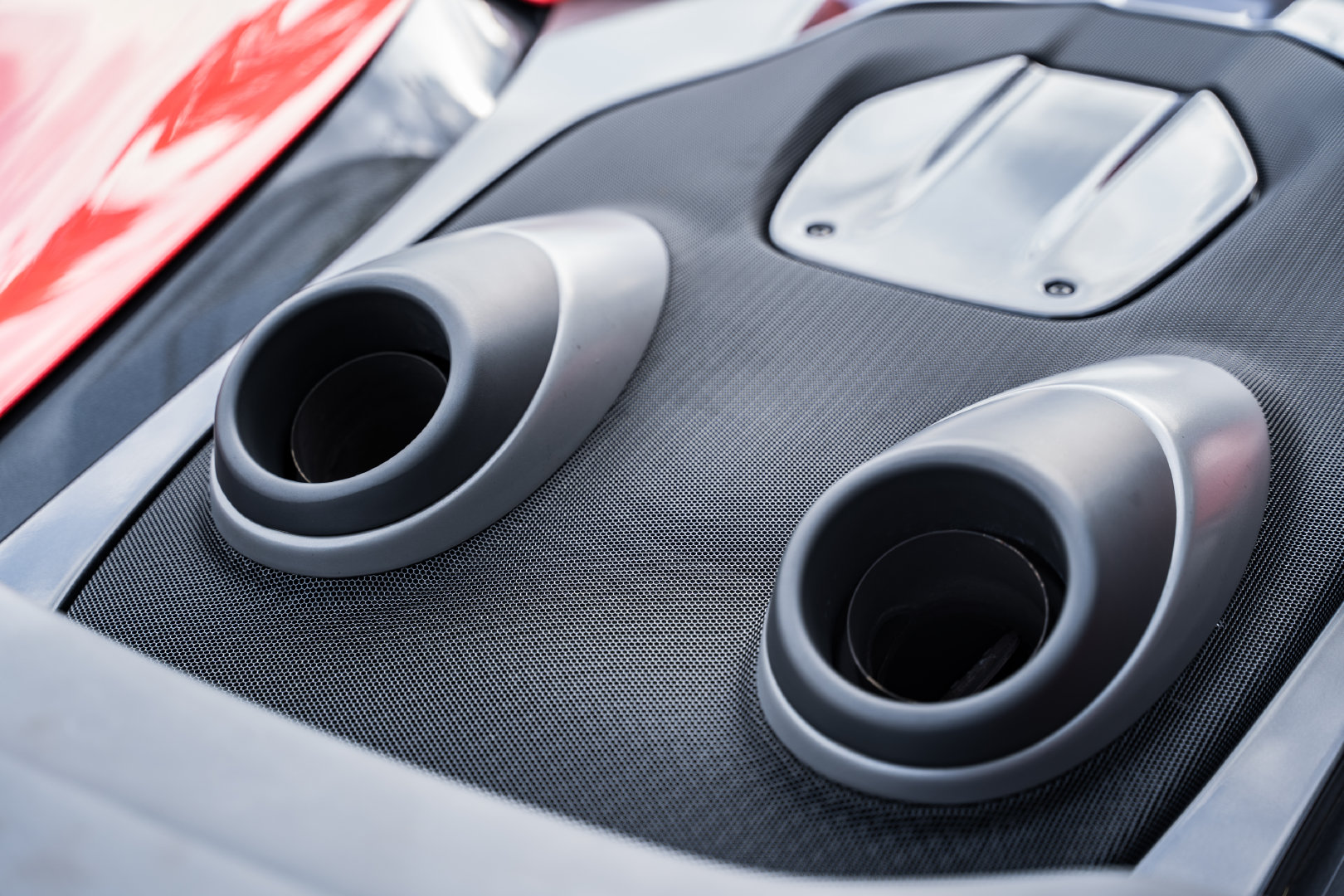 发一套不用大修系列:大佬的迈凯伦 抄送