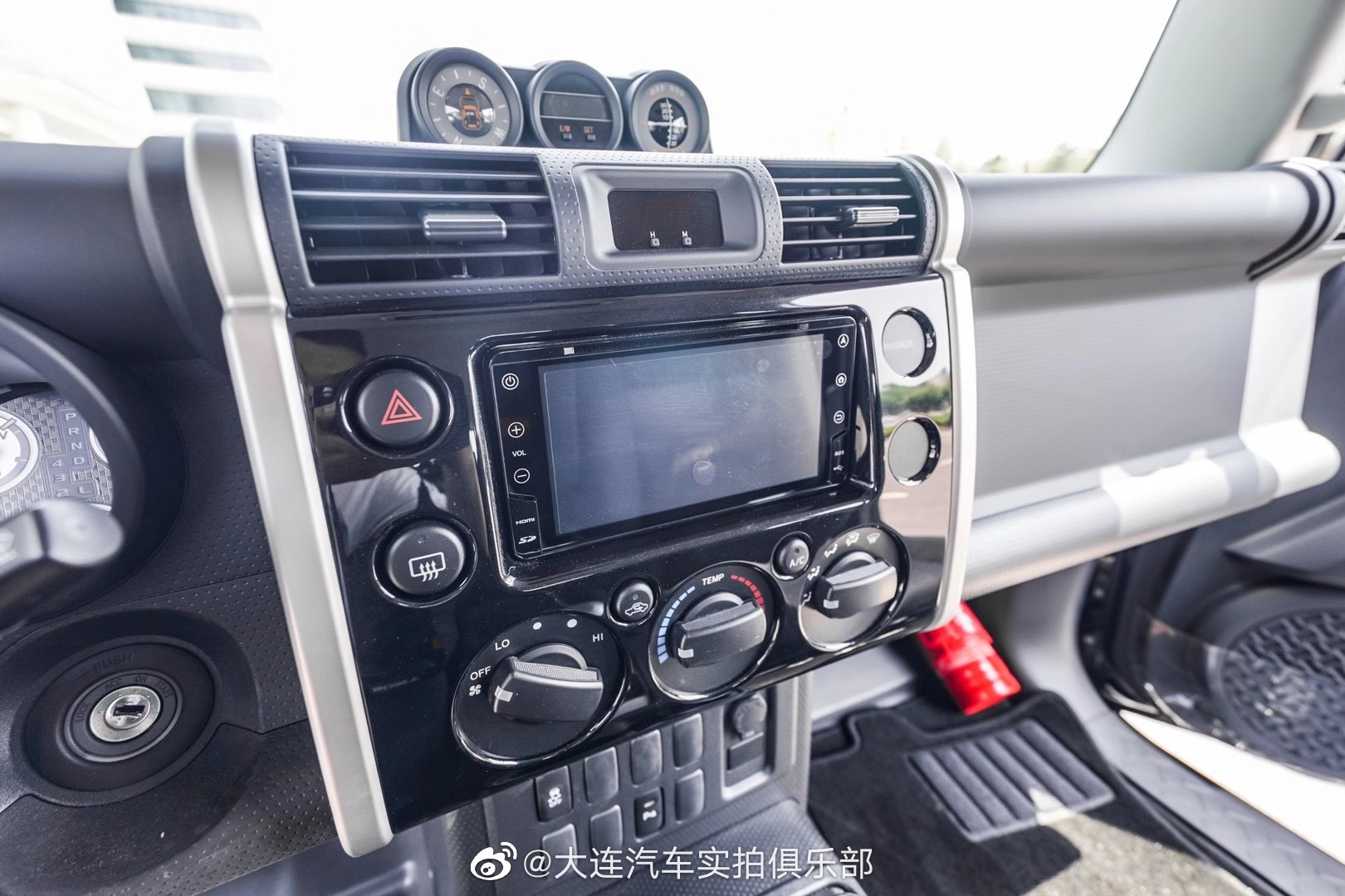 FJ酷路泽4.0,秒一台! 黑色,2气,气泵,48w