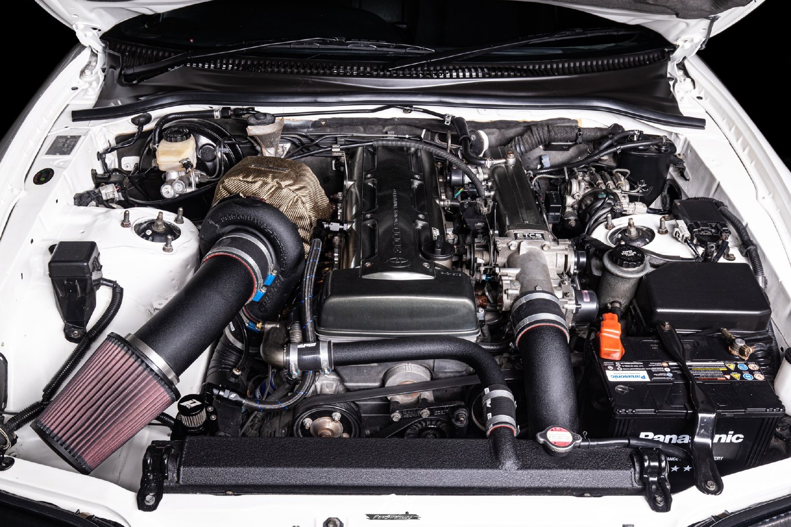 汽车美图:经典的 丰田Supra JZA80