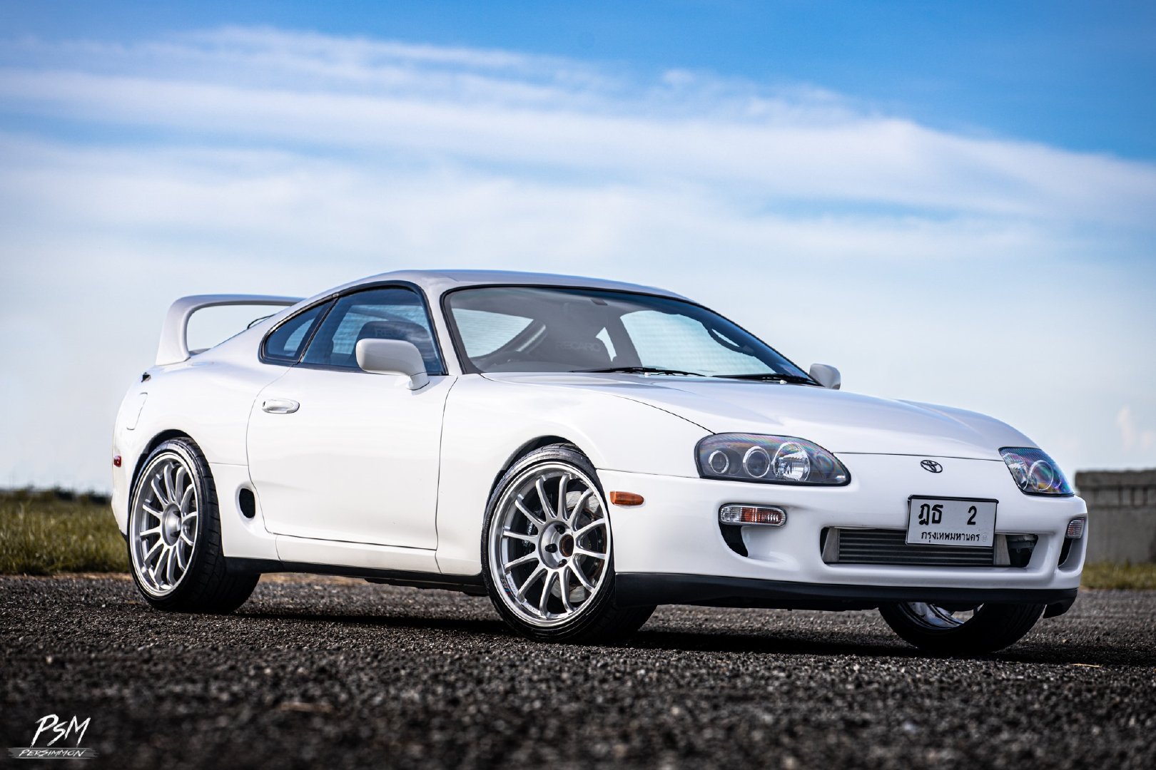 汽车美图：经典的 丰田Supra JZA80