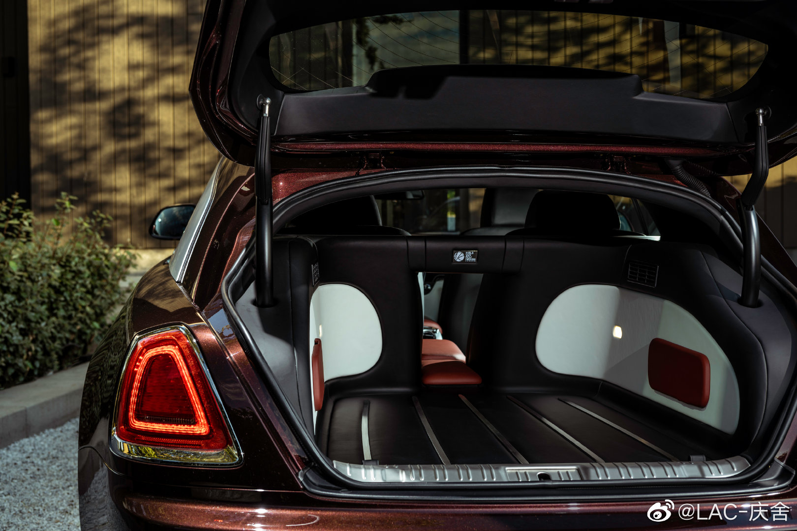 魅影改装车大秀场