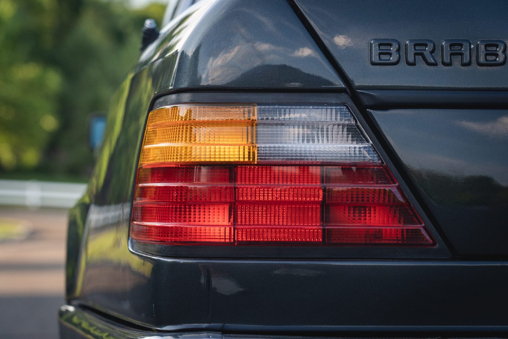 1991 Mercedes-Benz 500E Brabus 6.0 太凶了！！！