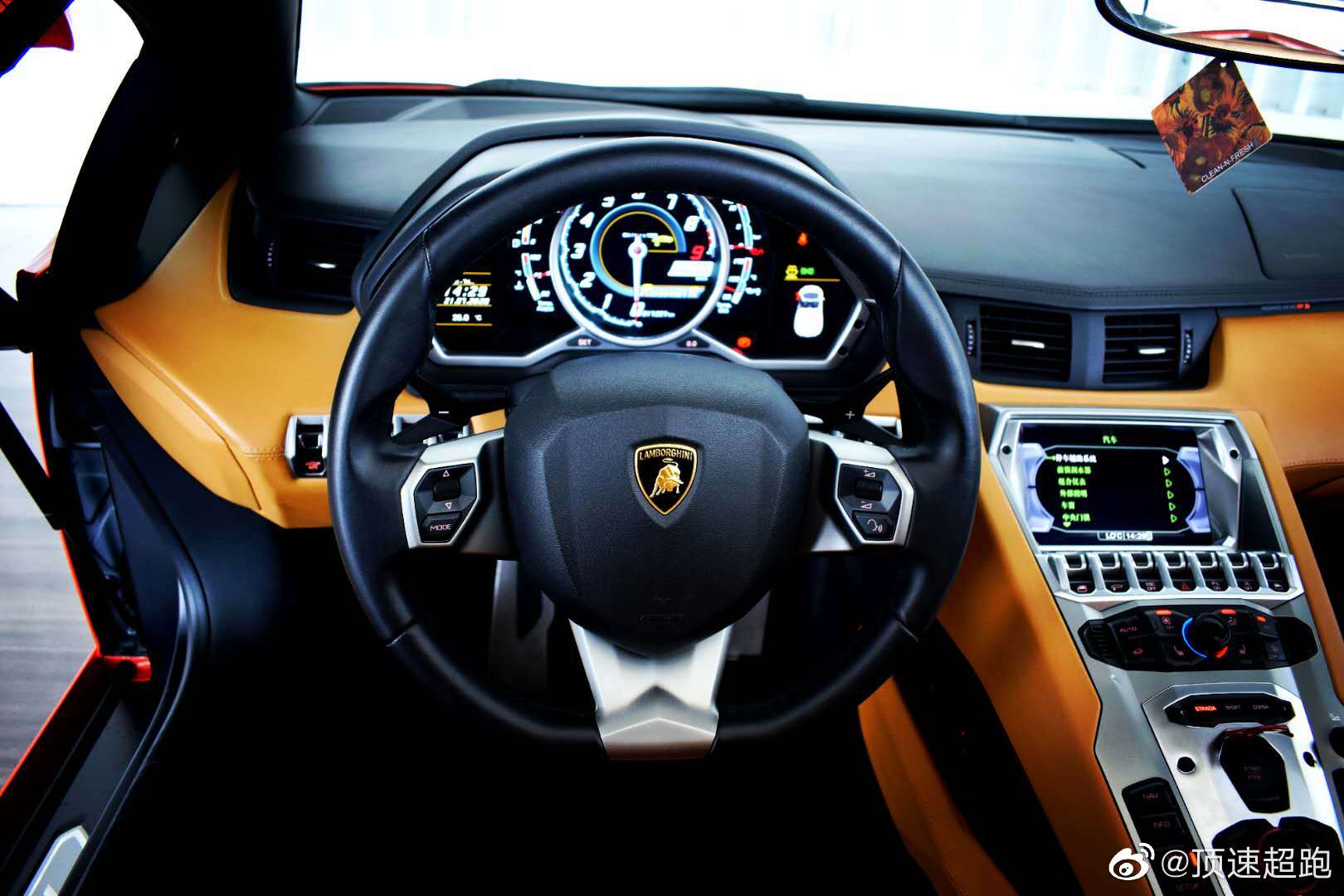 的代表座驾兰博基尼 热情洋溢,实干精神,坚持己见,爱憎分明。