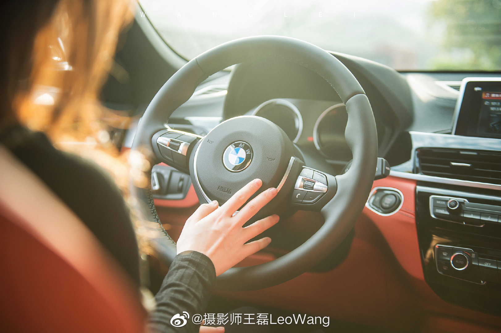 听着山本耀司的吉他,迎着春日里的阳光,和BMW X2 在一起。